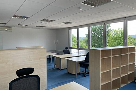 Офис в превосходном месте: 6