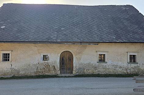 Дом, Камна-Горица: 9