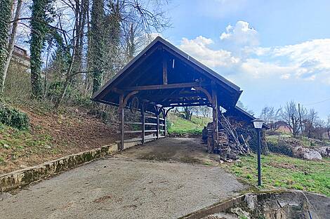 Градник Дом: 5