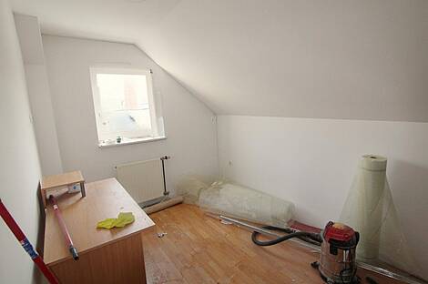 Квартира с тремя комнатами в центральной части города: 3