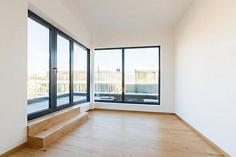 Центр Квартира 4 комнаты: 10