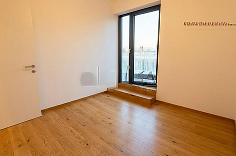 Центр Квартира 4 комнаты: 14