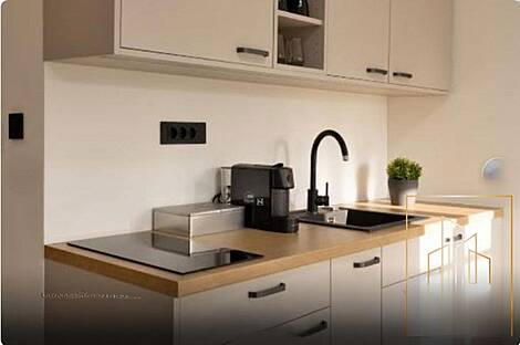 Центральная квартира с более чем пятью комнатами: 13