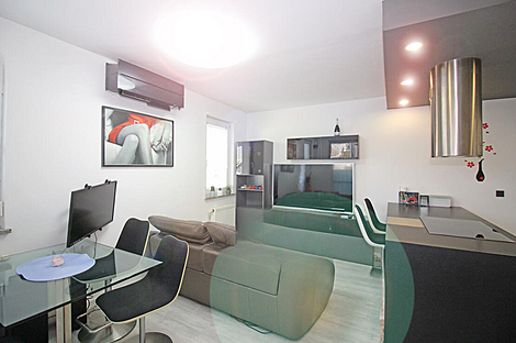 Квартира с двумя комнатами, атриумом и парковкой, расположенная на Новом Долгом Мосту.: 2