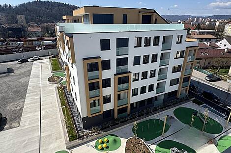 Трёхкомнатная квартира в районе Жиданов Квартал: 2