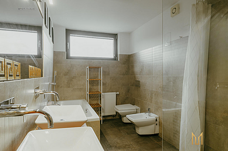 Квартира с тремя комнатами в Чрнуче.: 16