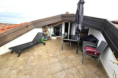 Жильё с пятью комнатами в Хрватини: 11