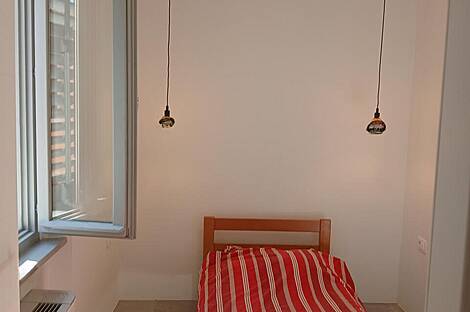 Квартира в Изола с тремя комнатами.: 3