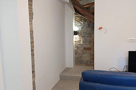 Трёхкомнатная квартира Новый Изол.: 13