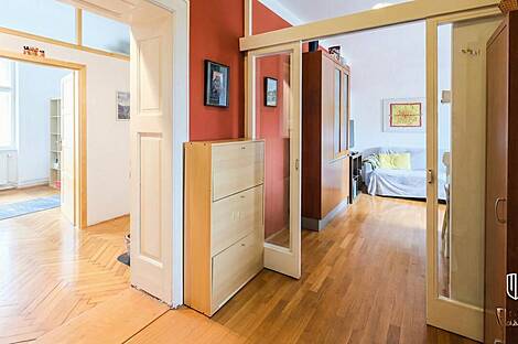 Квартира с тремя комнатами, Бежиград: 4