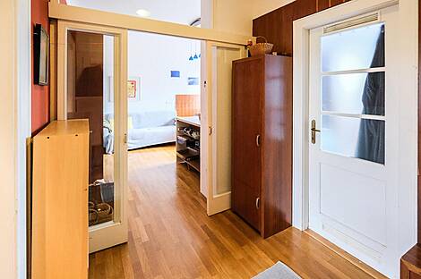 Квартира с тремя комнатами, Бежиград: 13