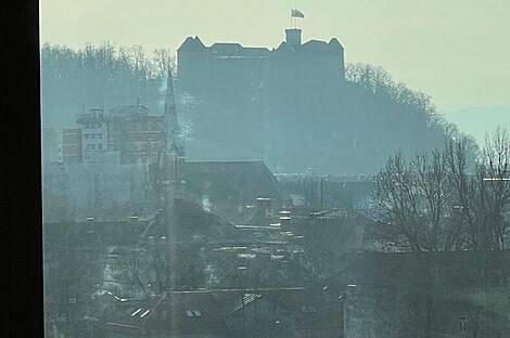 Трёхкомнатная квартира в Таборе: 16