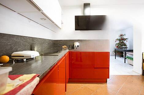 Квартира, имеющая 5 или более комнат в районе Сеча: 1