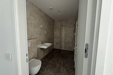 Квартира с тремя комнатами на Бежиград: 15