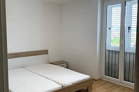 Квартира с тремя комнатами в центральной части Сежаны: 3