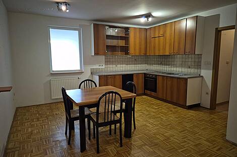 Квартира с тремя комнатами в Сежане: 1