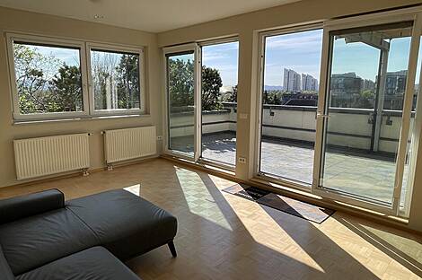 Квартира с тремя комнатами в Ново Любляно: 3