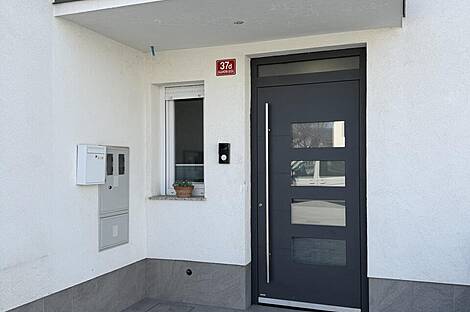 Здание с балконом Новый Дивача: 3