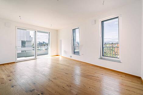 Новая 3-комнатная квартира в центре.: 1