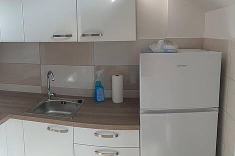 Апартаменты, Небольшая Шишка: 2