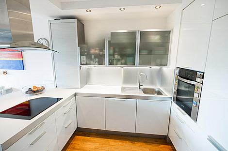 Квартира с тремя комнатами в Виче.: 2