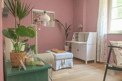 Жилье рядом с церковью в Трнове: 1