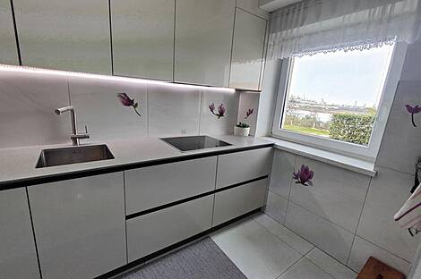 Квартира с тремя комнатами на улице Побешка в районе Бертох.: 11