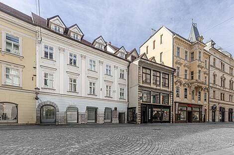 Четырехкомнатная квартира в центре: 2