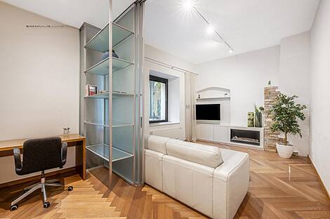 Четырехкомнатная квартира в центре: 5