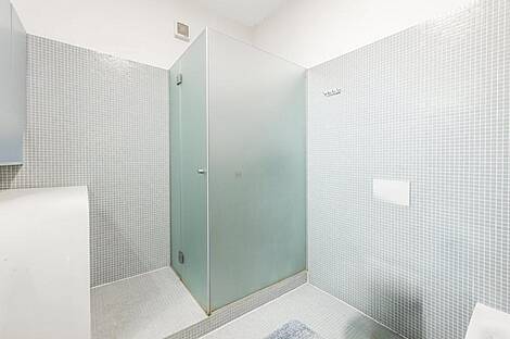 Четырехкомнатная квартира в центре: 9