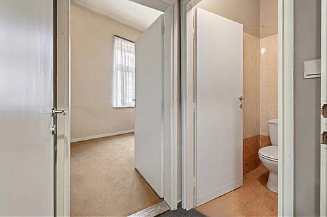 Апартаменты с четырьмя комнатами Шишка: 19