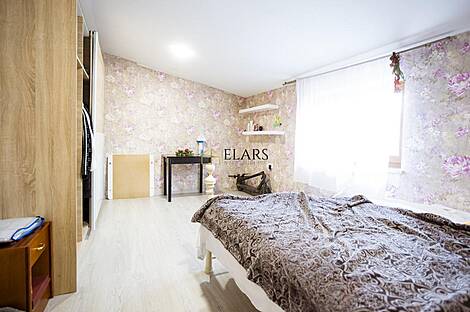 Многокомнатная квартира в Нова Сеча: 3