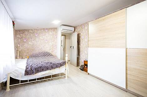 Многокомнатная квартира в Нова Сеча: 6