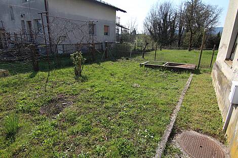 Жилище, расположенное в Любляне, на территории района Шишка, недалеко от Тацена.: 3