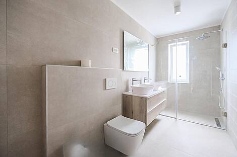 Здание, Брод: 17