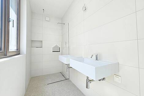 Здание с верандой Долгий Мост: 10