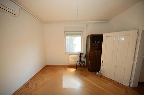 Жилище, Раковник: 7