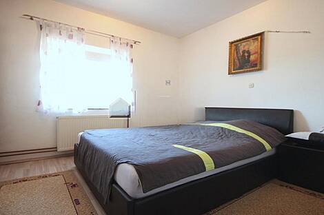 Тихое Место, Дом: 8