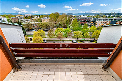 Гарсоньера в новом доме в центре Любляны: 8