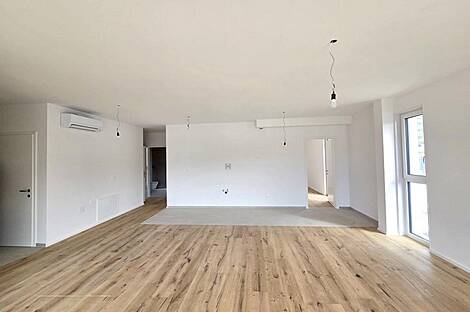 Изола: светлая квартира с домом и атриумом: 2