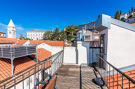 Квартира с четырьмя комнатами в Пиране: 22