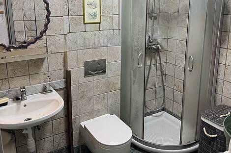 Квартира с 2,5 комнатами в Виче.: 1