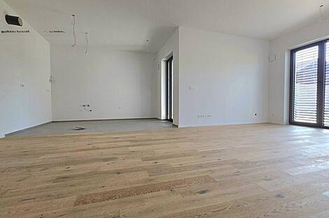 Апартаменты, 4 комнаты, Новый ЛЮБЛЯНА, ВИЧ: 3