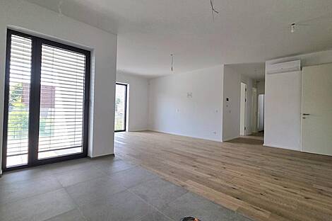 Апартаменты, 4 комнаты, Новый ЛЮБЛЯНА, ВИЧ: 4