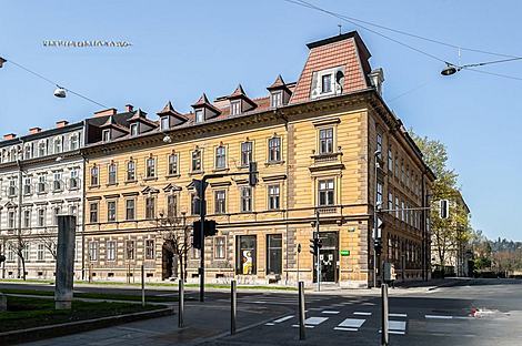 Трёхкомнатная квартира в центре: 29