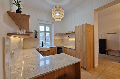 Трёхкомнатная квартира в центре: 17