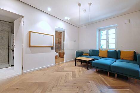 Жилье рядом с церковью Трново: 12