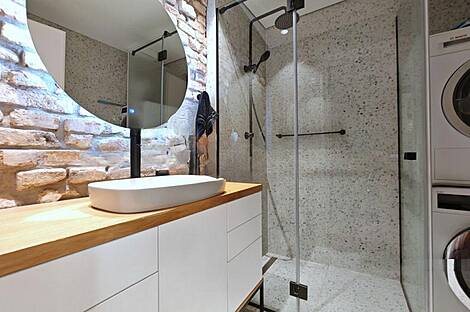 Жилье рядом с церковью Трново: 16