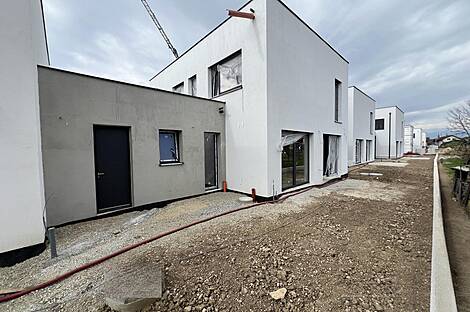 Дом с террасой в Ново Загорье: 2