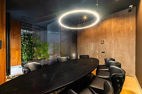 Помещение под коммерцию в центральной части города: 4